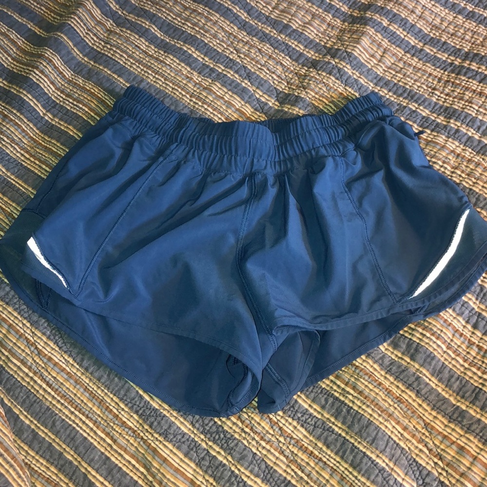 lululemon hotty hots size 6 blue